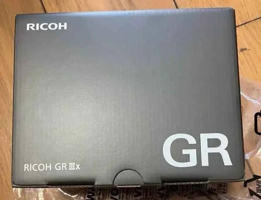 RICOH GR IIIx 24.2MP Compact Digital Camera - Black Single Focus Lens - cameraavenue