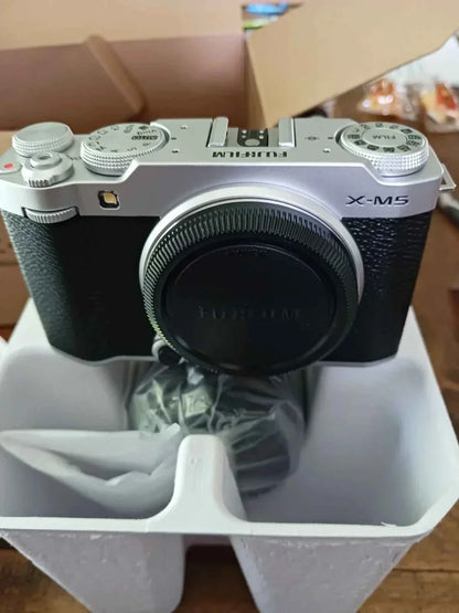 Fujifilm X-M5 Camera with XC 15-45mm f/3.5-5.6 Lens - Silver - cameraavenue