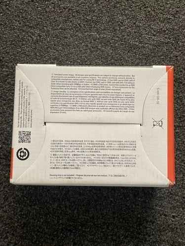 Sony ZV-1 Digital Camera for Content Creators and Selfie Vloggers - cameraavenue