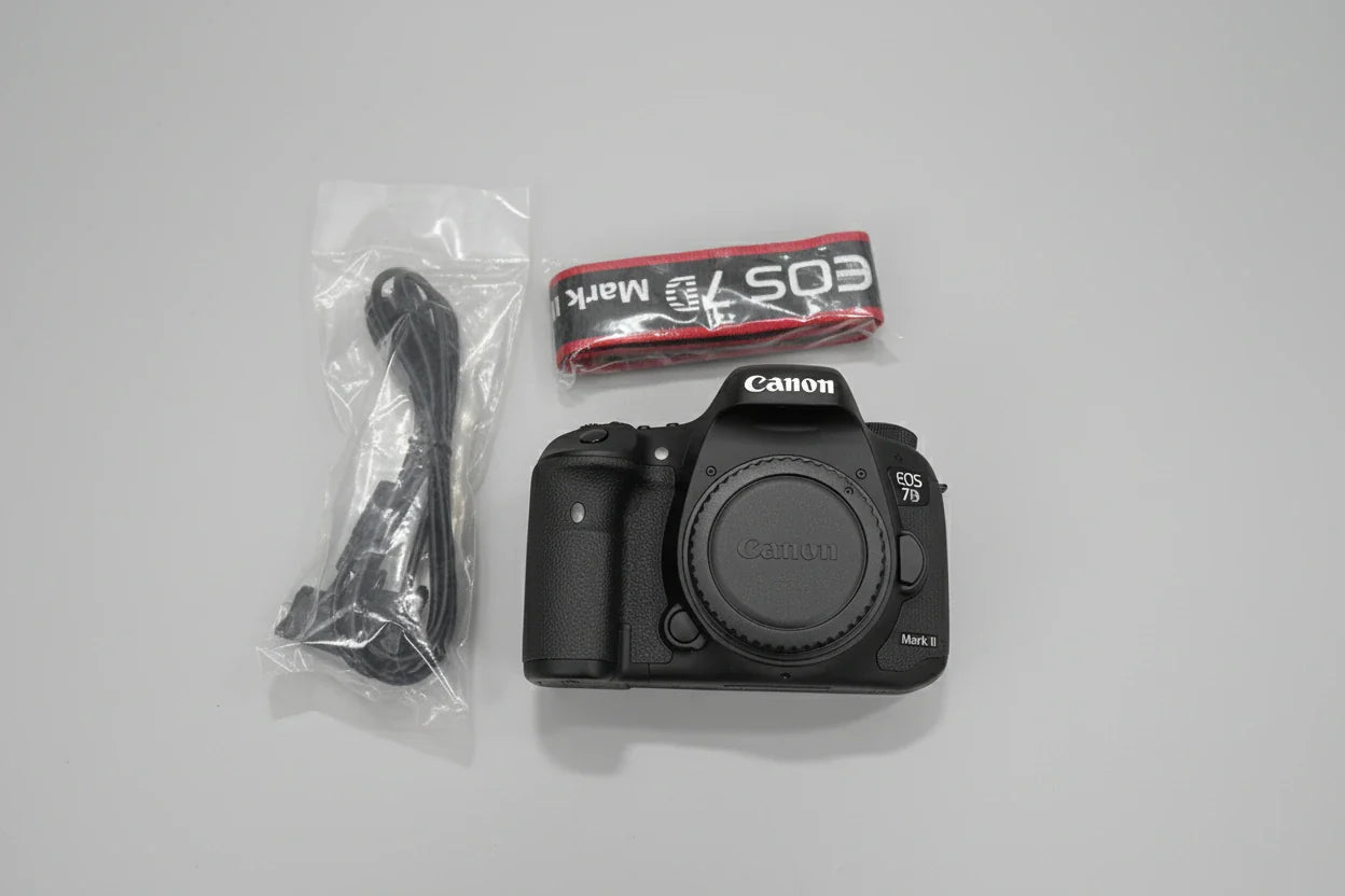 Canon EOS 7D Mark II DSLR Camera (Body Only, Black) - cameraavenue