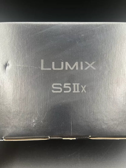 Panasonic Lumix S5 IIX + 20-60mm & 50mm Lenses Kit - cameraavenue