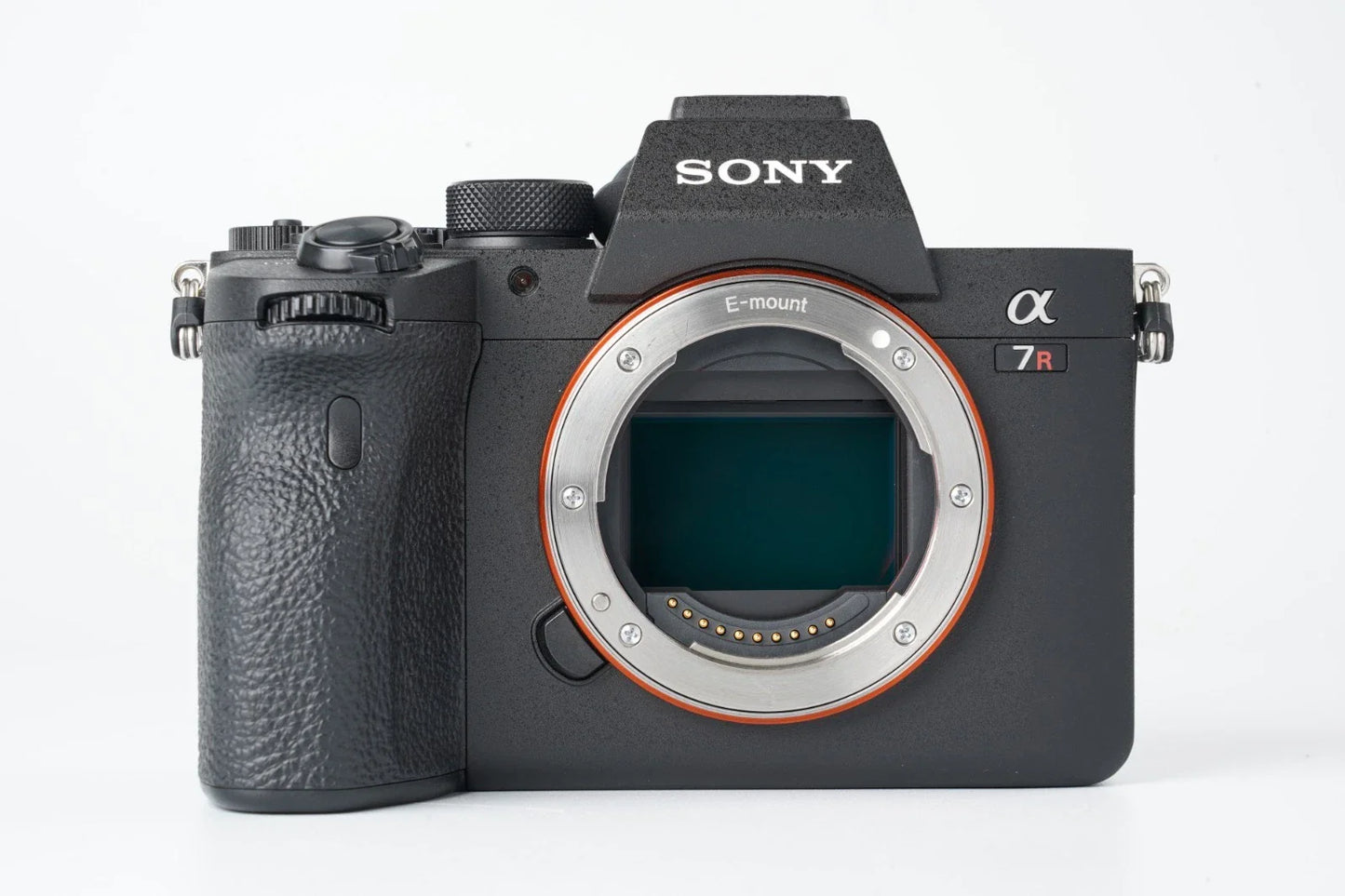Sony Alpha a7R IV Full-Frame Mirrorless Camera (Body Only, Black)